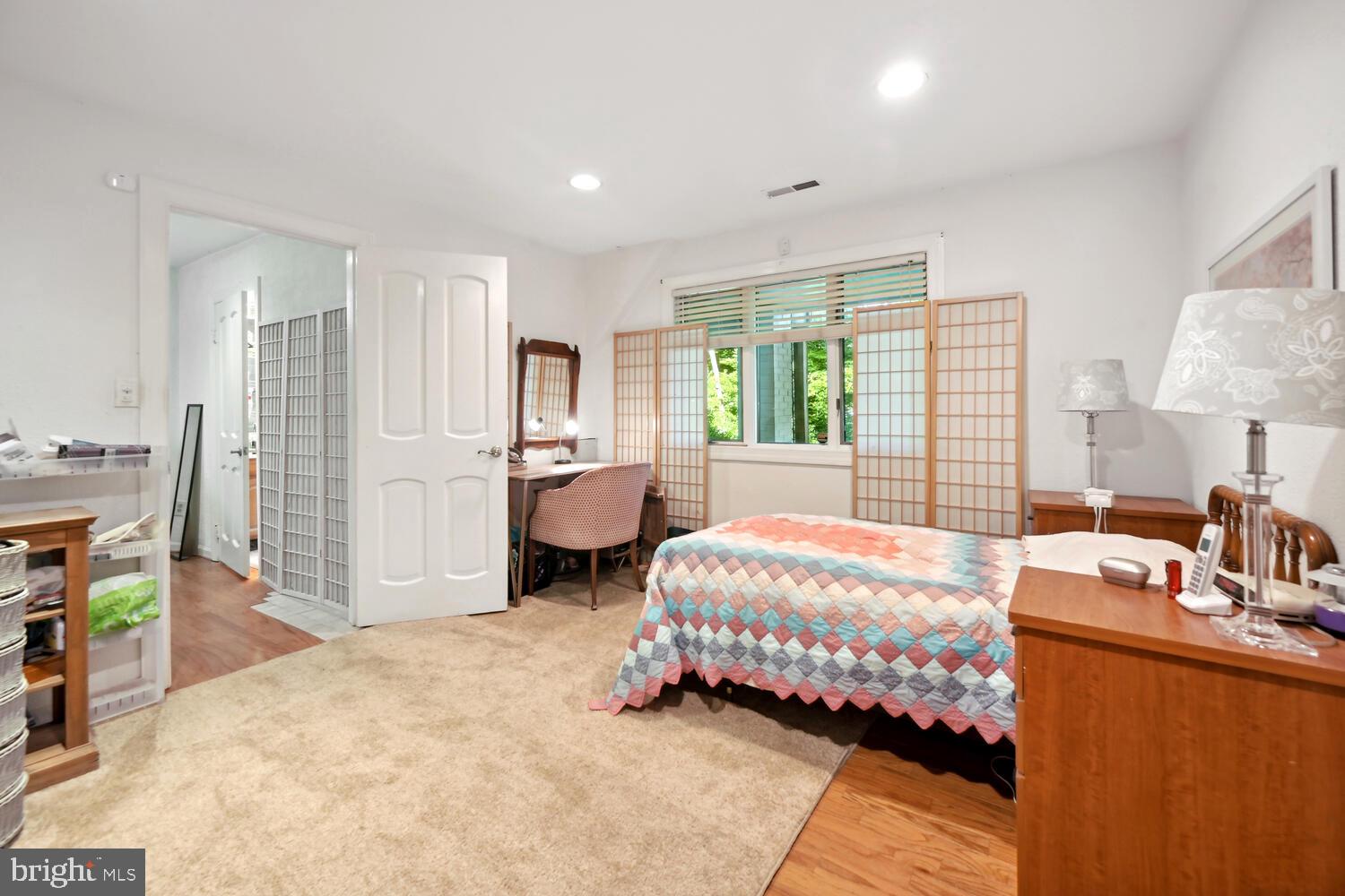 6205 Poe Road Bethesda, MD 20817 - Photo 31 of 44 Alternate View