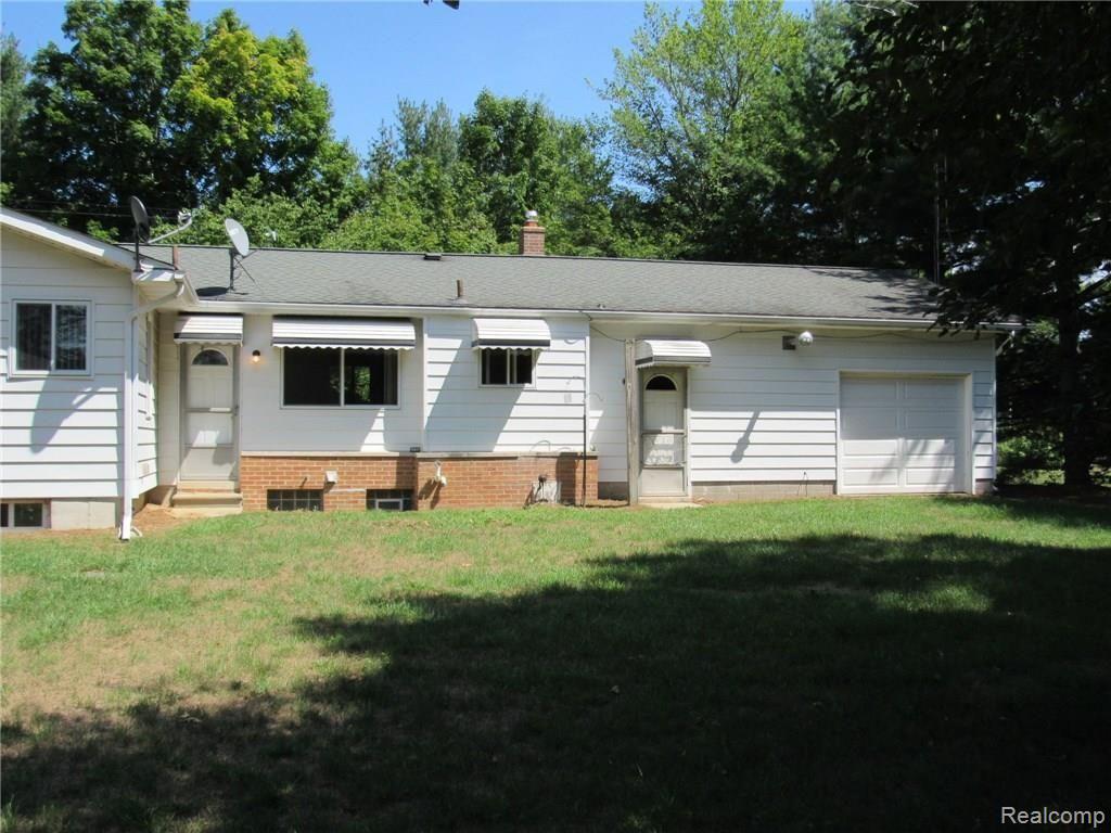 9405 Stelzer Road Howell, MI 48855 - Photo 9 of 46 IMG_2324.JPG