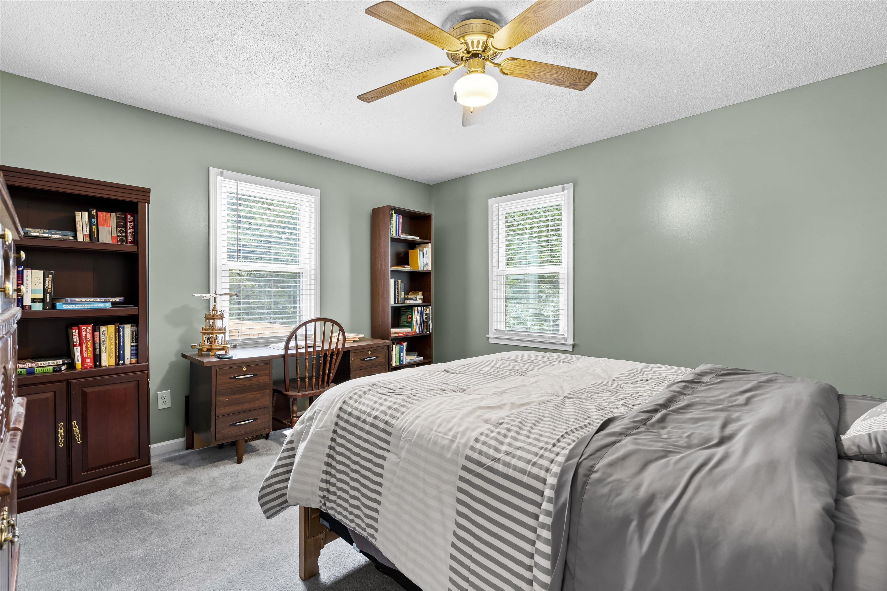 404 Ridgeway Court Easley, SC 29640 - Photo 17 of 35