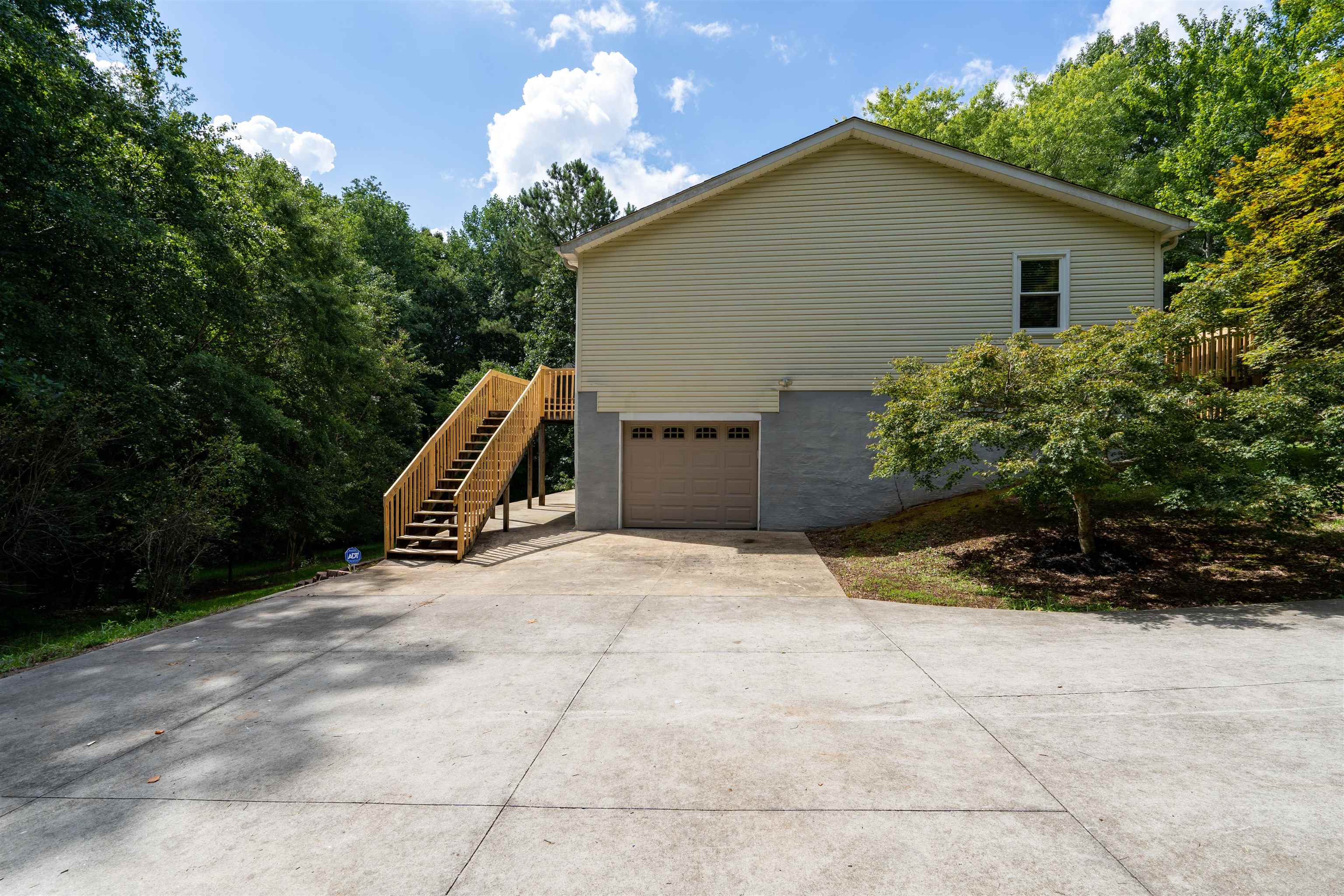 404 Ridgeway Court Easley, SC 29640 - Photo 29 of 35