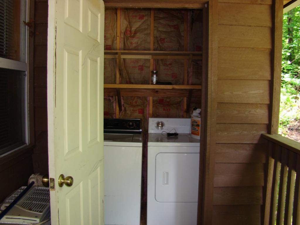 123 Fiddlers Branch Road Hampton, TN 37658 - Photo 9 of 36 Photo 9