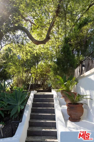 a view of an outdoor space and a yard