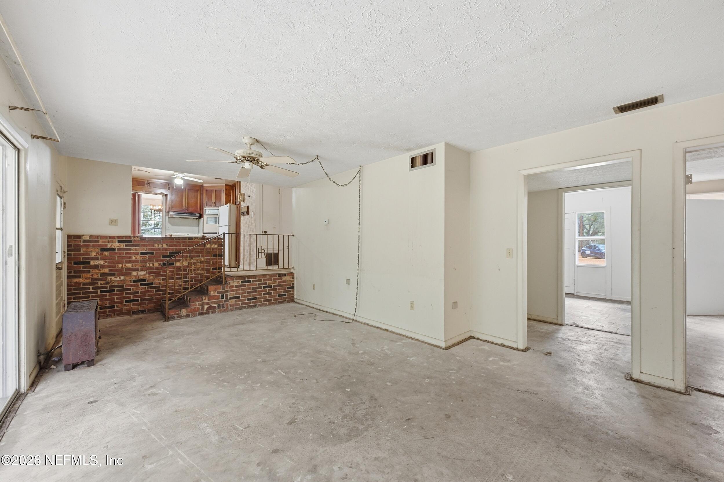477 Pringle Road Jacksonville, FL 32234 - Photo 15 of 40 477 pringle rd011