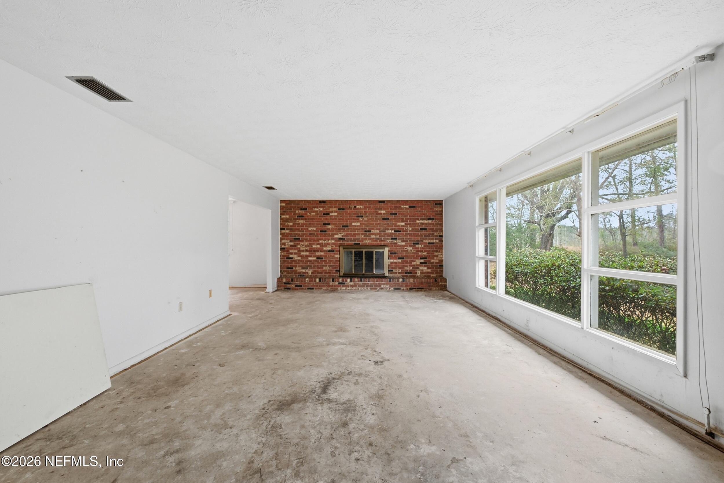477 Pringle Road Jacksonville, FL 32234 - Photo 5 of 40 477 pringle rd005