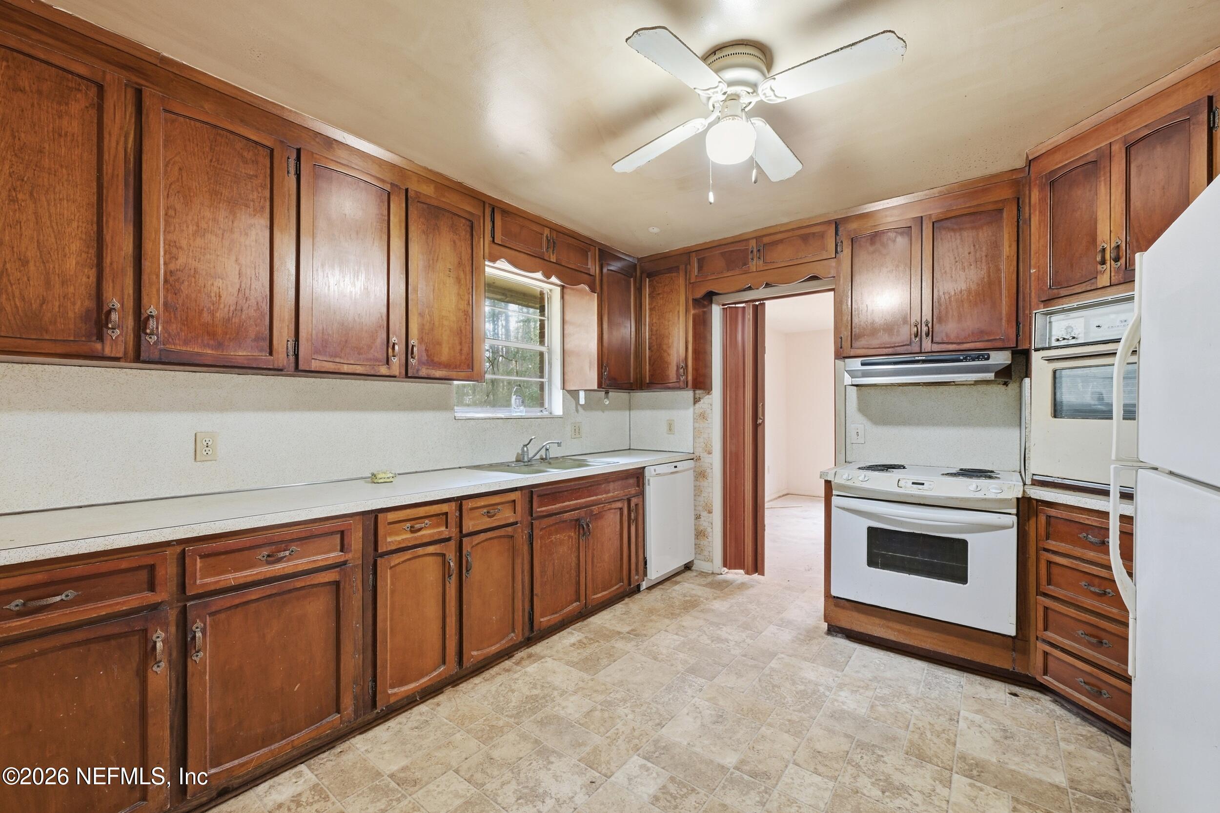477 Pringle Road Jacksonville, FL 32234 - Photo 8 of 40 477 pringle rd009
