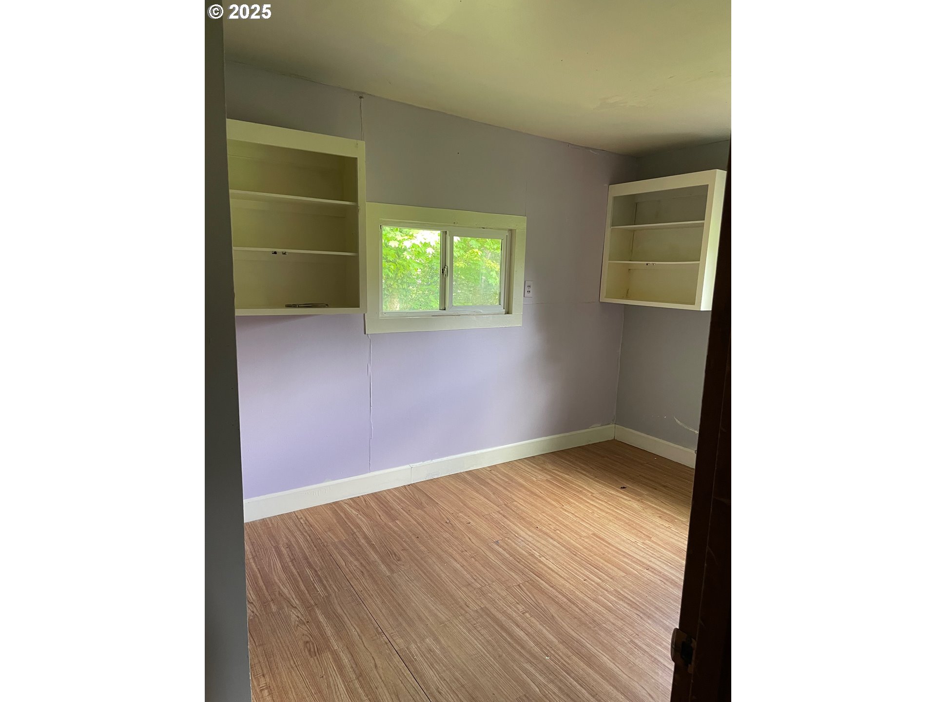 32683 West Saginaw Road Cottage Grove, OR 97424 - Photo 8 of 22 Bedroom