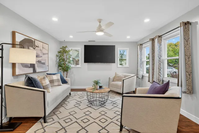 $520,000 | 6304 Edgerton Way, Carmichael, CA 95608