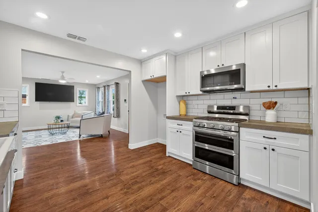 $520,000 | 6304 Edgerton Way, Carmichael, CA 95608