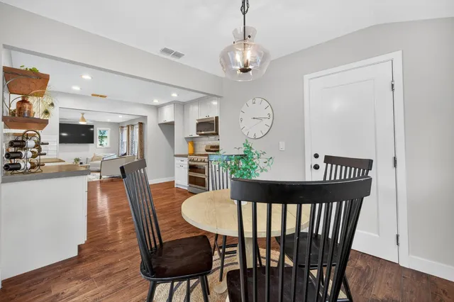 $520,000 | 6304 Edgerton Way, Carmichael, CA 95608