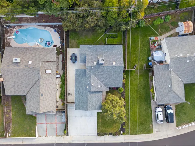 $520,000 | 6304 Edgerton Way, Carmichael, CA 95608