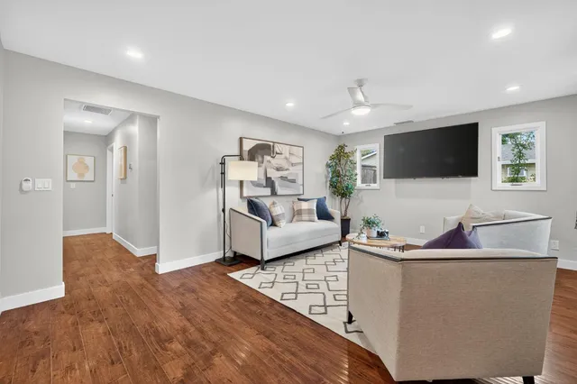 $520,000 | 6304 Edgerton Way, Carmichael, CA 95608