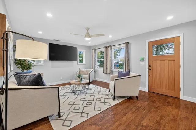 $520,000 | 6304 Edgerton Way, Carmichael, CA 95608