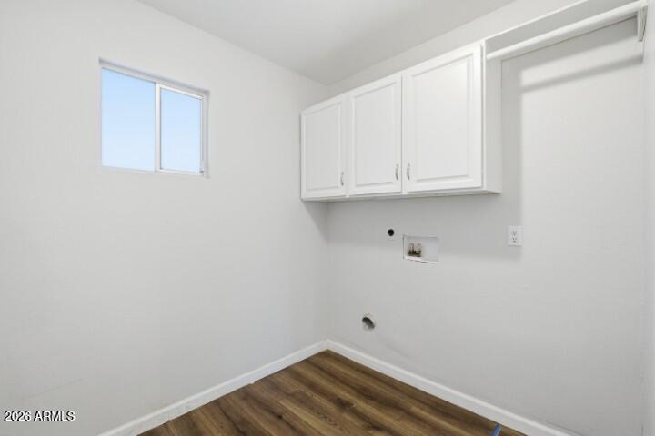 19402 West Lynx Road Buckeye, AZ 85326 - Photo 16 of 42 a view of small space with wooden floor