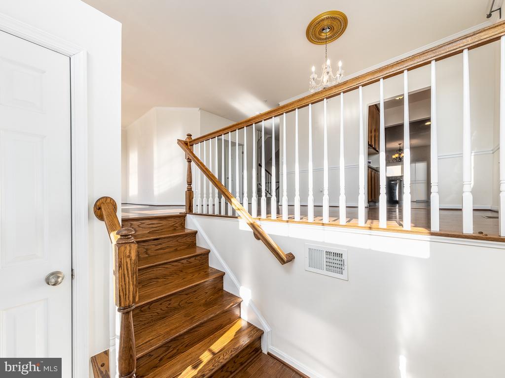 3519 Eagle Ridge Drive Woodbridge, VA 22191 - Photo 15 of 43