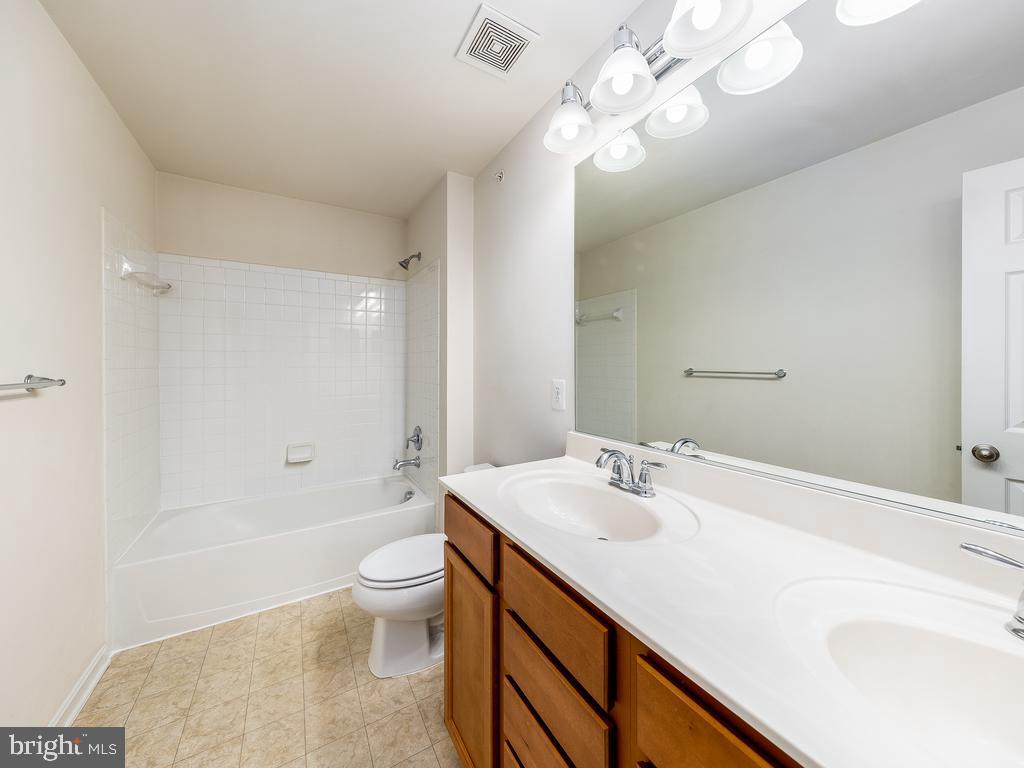 3519 Eagle Ridge Drive Woodbridge, VA 22191 - Photo 29 of 43