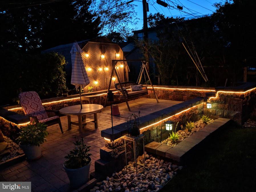 119 Devonshire Road Wilmington, DE 19803 - Photo 5 of 37 Custom built, enclosed patio w/firepit!