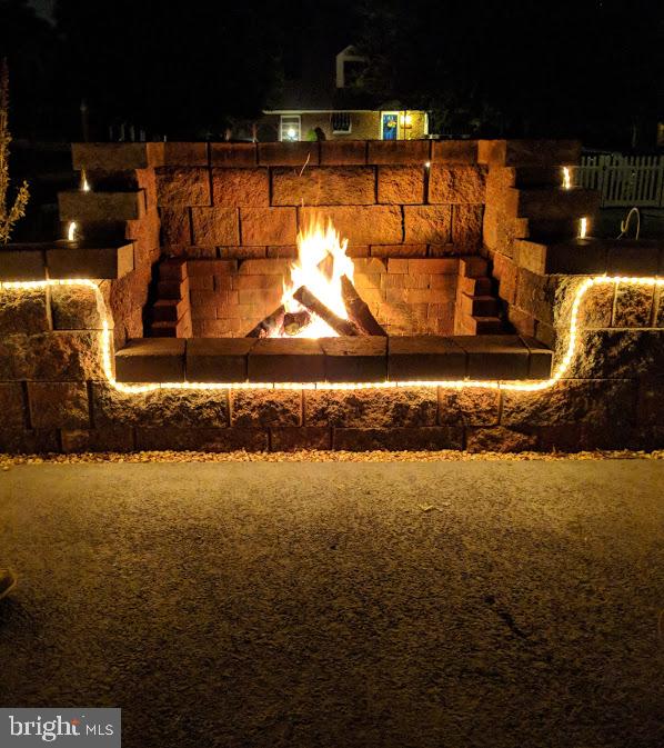 119 Devonshire Road Wilmington, DE 19803 - Photo 6 of 37 Enjoy summer and fall evenings by fire light!