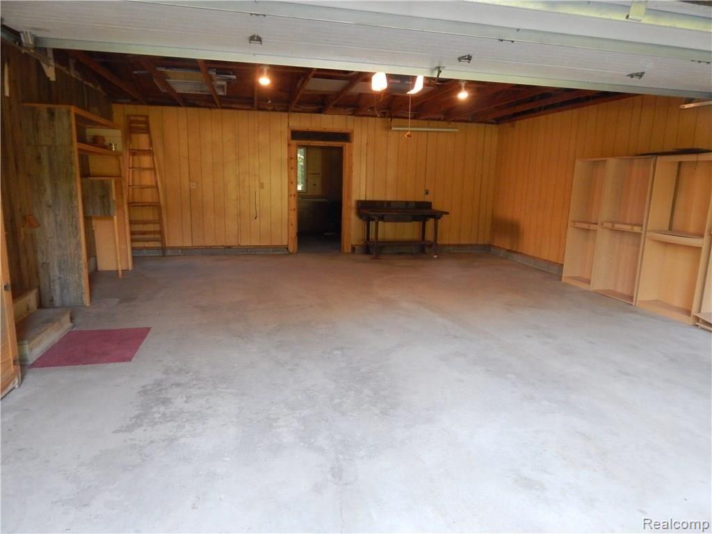 9229 West Allen Road Fowlerville, MI 48836 - Photo 26 of 29 Over Sized Garage
