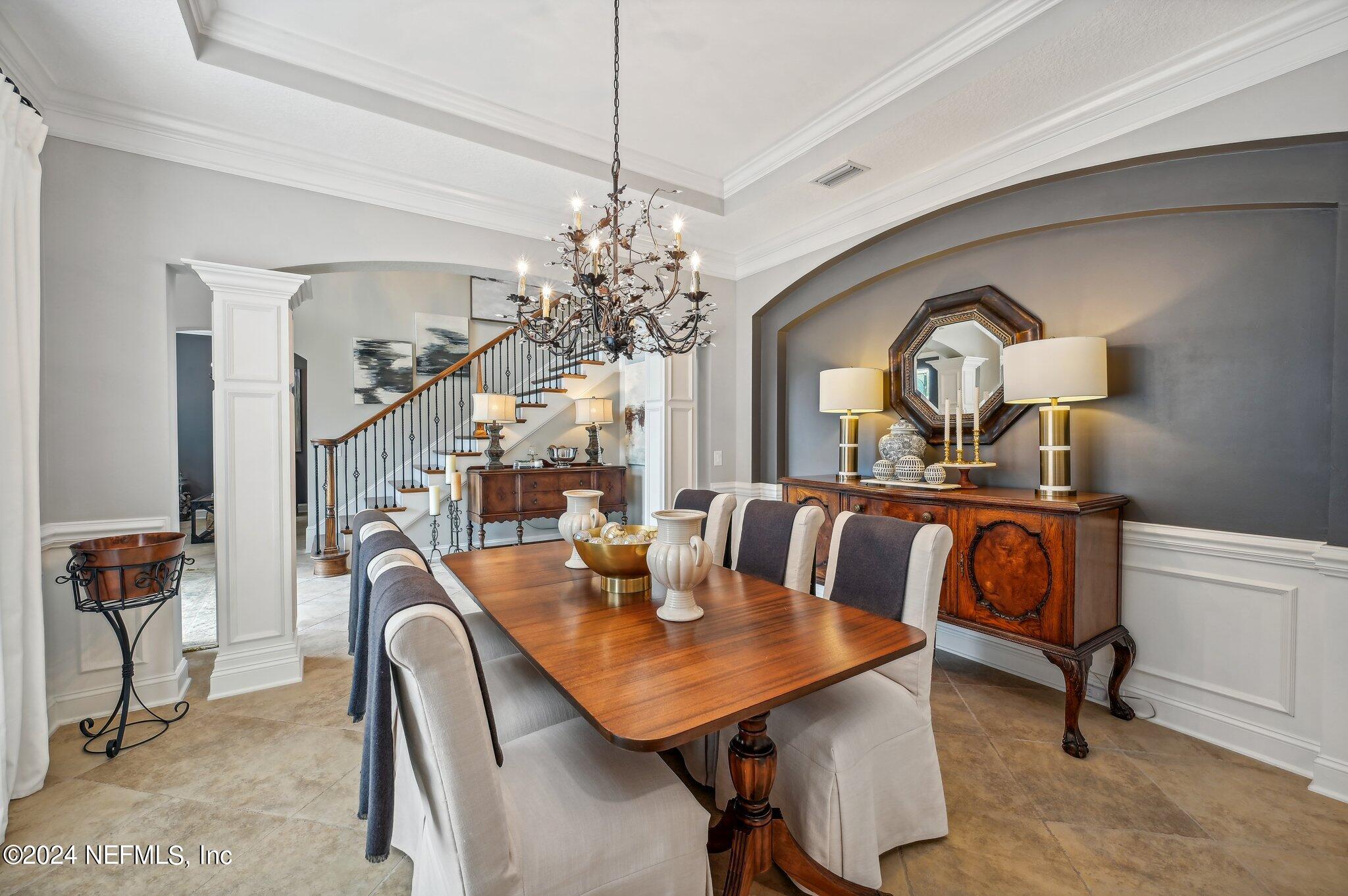 283 Stonewell Drive St. Johns, FL 32259 - Photo 15 of 72 Dining room