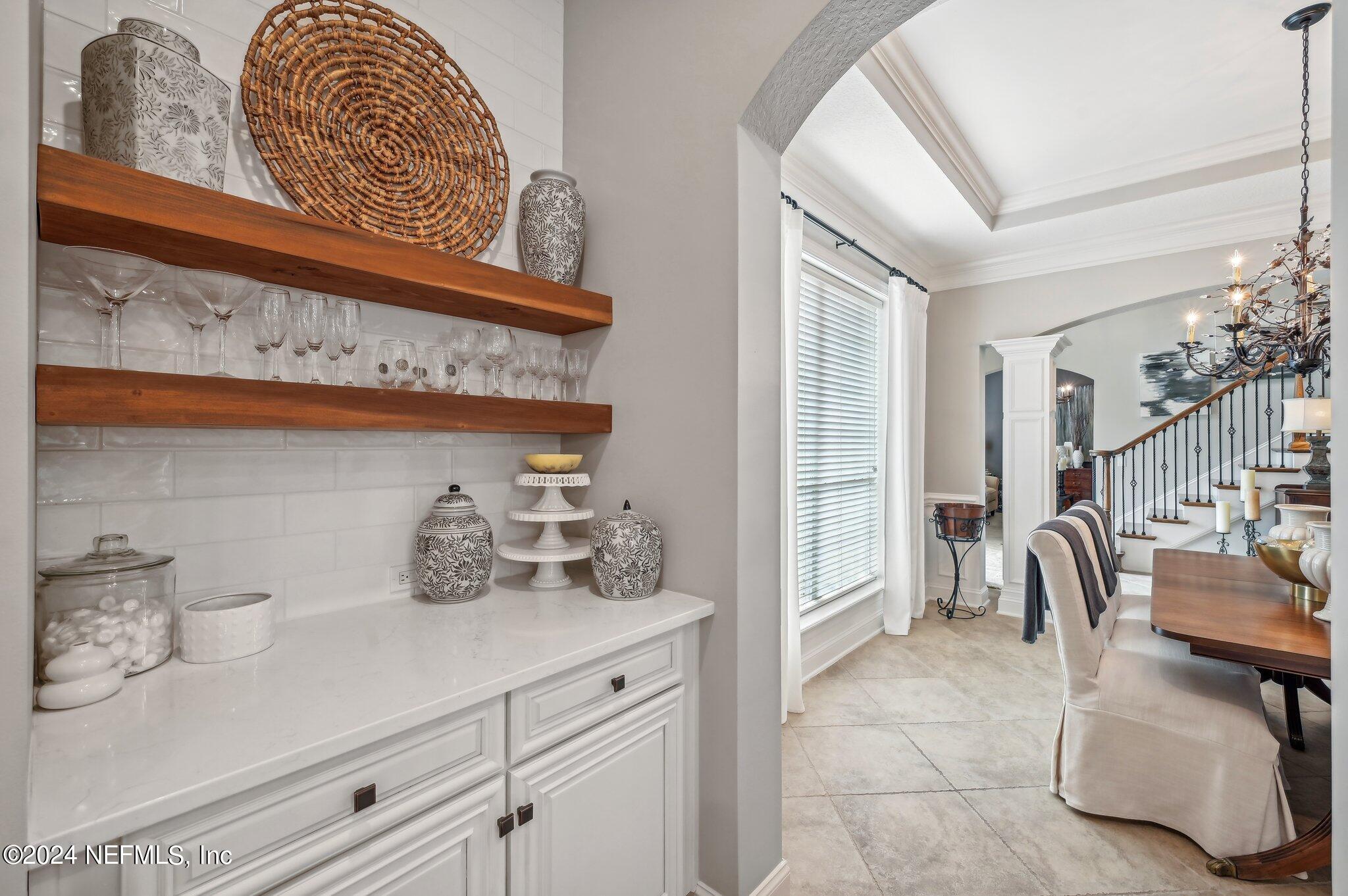 283 Stonewell Drive St. Johns, FL 32259 - Photo 17 of 72 Butlers pantry