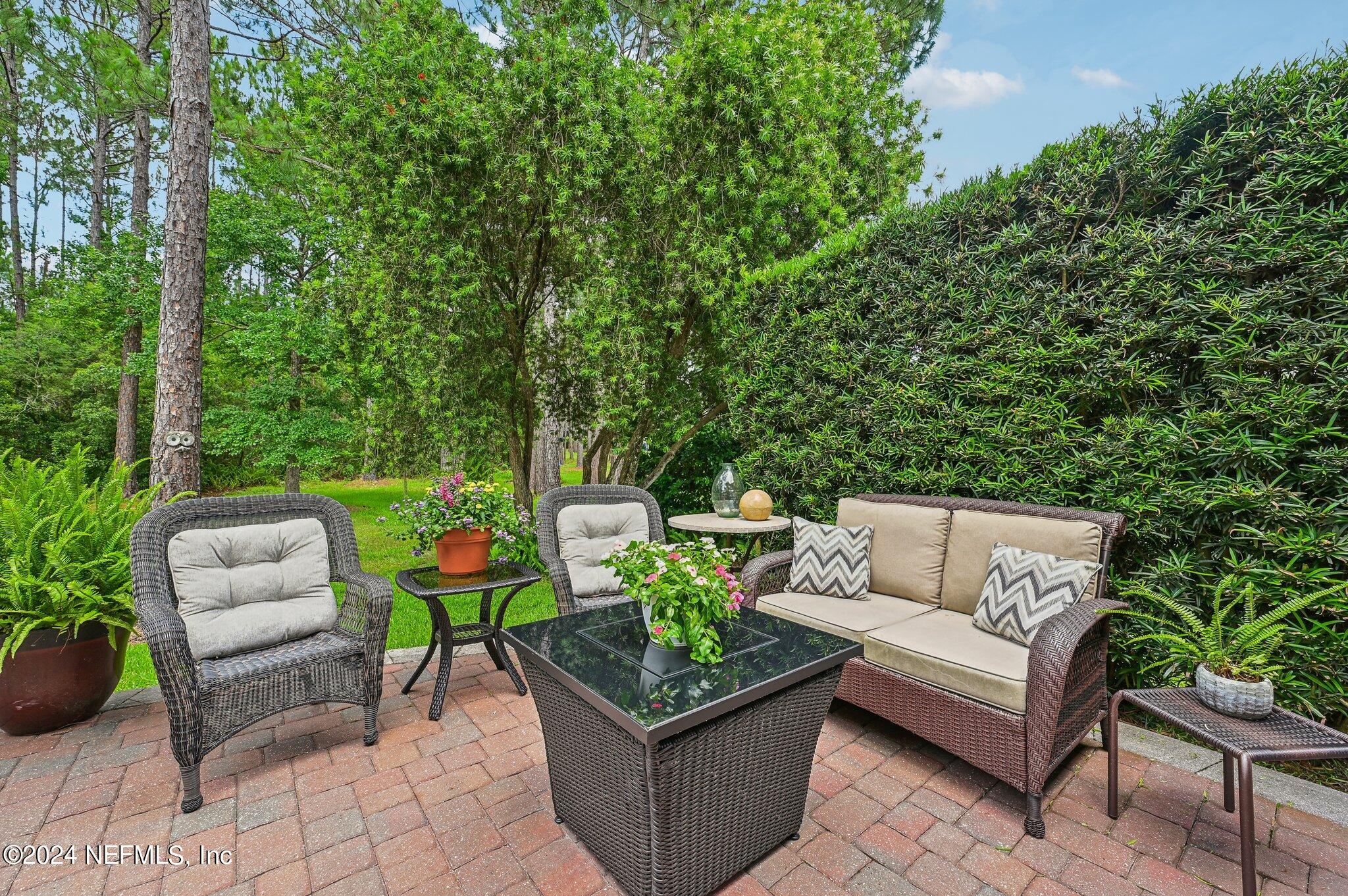 283 Stonewell Drive St. Johns, FL 32259 - Photo 39 of 72 Private paver patio