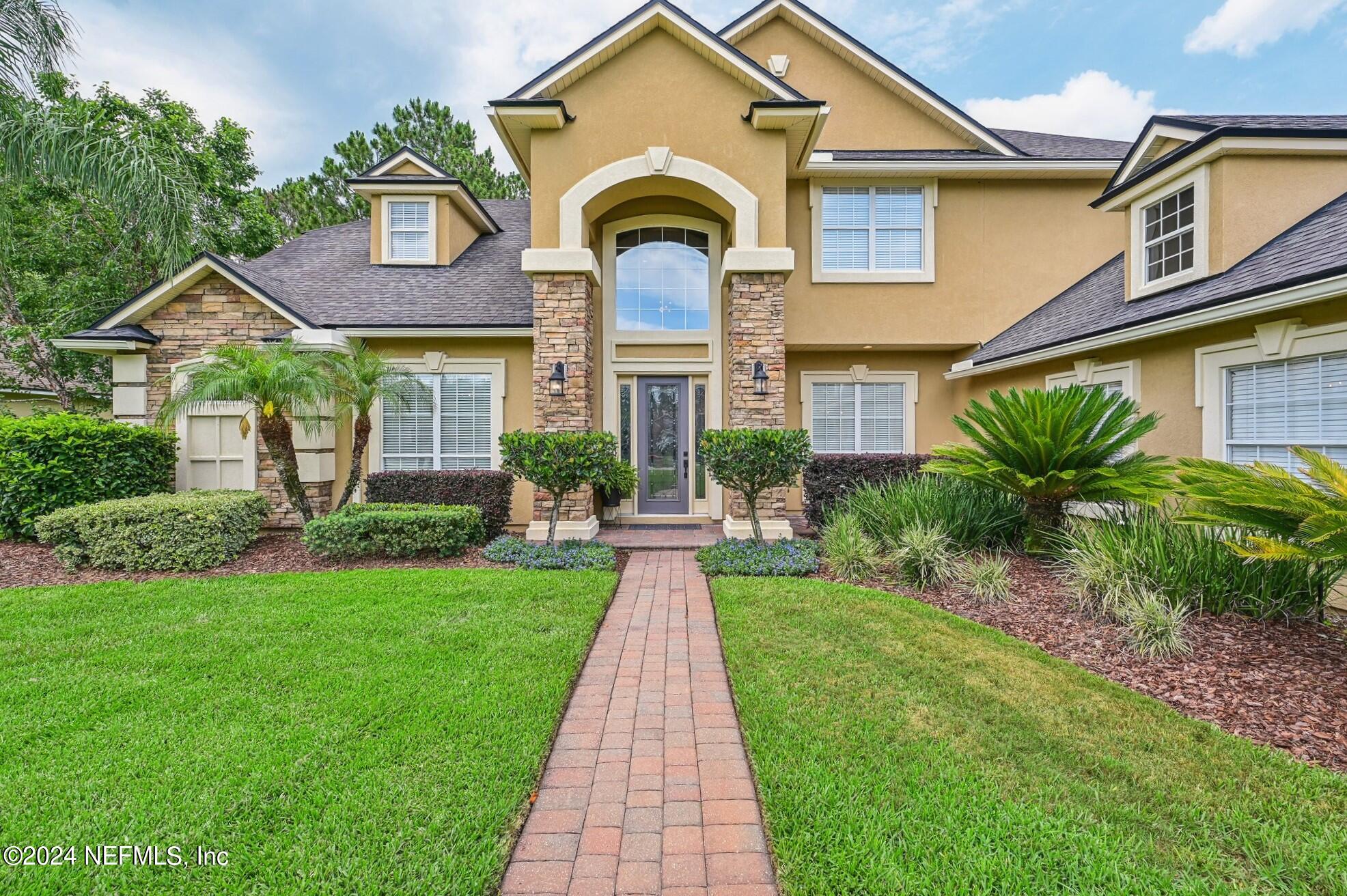 283 Stonewell Drive St. Johns, FL 32259 - Photo 4 of 72 Curb appeal!