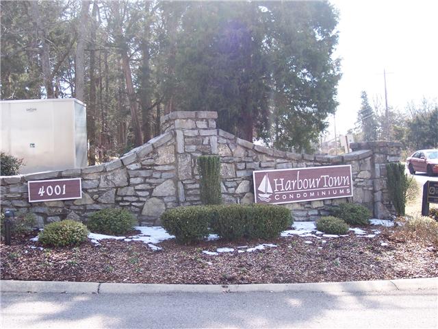 4001 Anderson Road, Unit D74 Nashville, TN 37217 - Photo 14 of 17 Entrance Sign