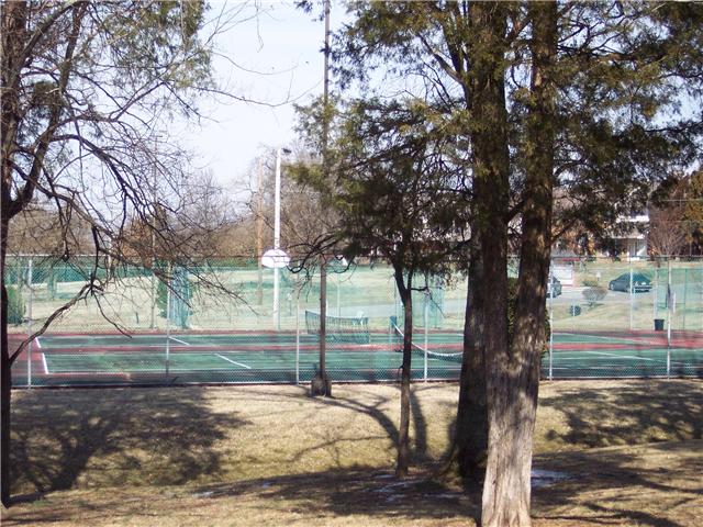 4001 Anderson Road, Unit D74 Nashville, TN 37217 - Photo 15 of 17 Tennis Courts