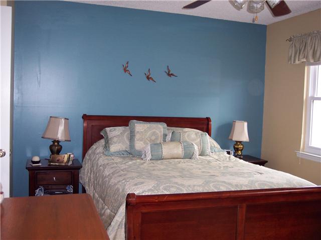 4001 Anderson Road, Unit D74 Nashville, TN 37217 - Photo 6 of 17 Master bedroom