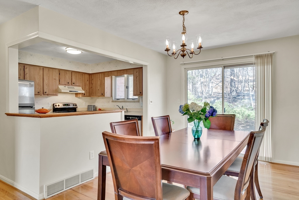 19 April Lane, Unit 19 Lexington, MA 02421 - Photo 14 of 39