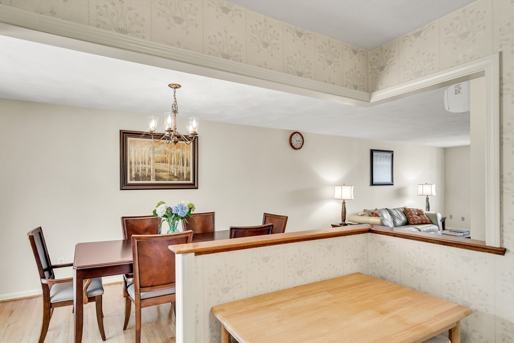 19 April Lane, Unit 19 Lexington, MA 02421 - Photo 8 of 39