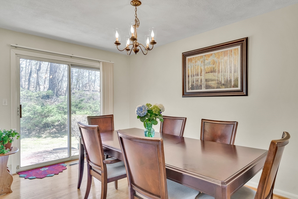 19 April Lane, Unit 19 Lexington, MA 02421 - Photo 10 of 39