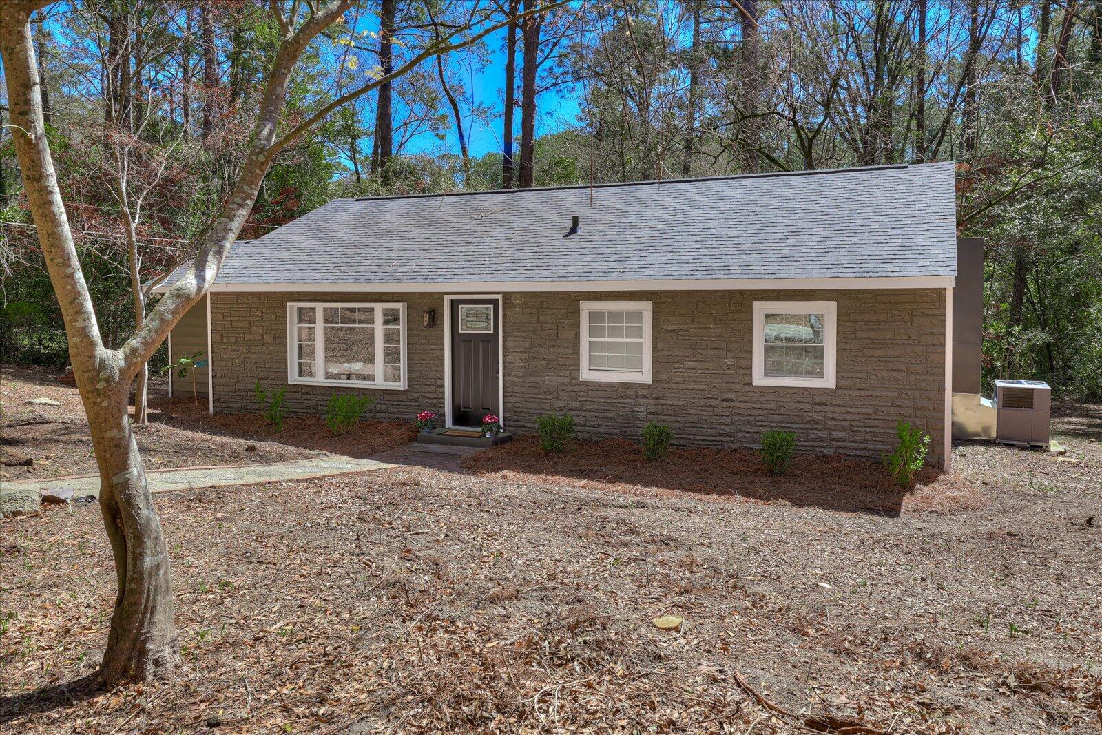 726 West Rollingwood Road Aiken, SC 29801 - Photo 2 of 29 Gallery Image 2
