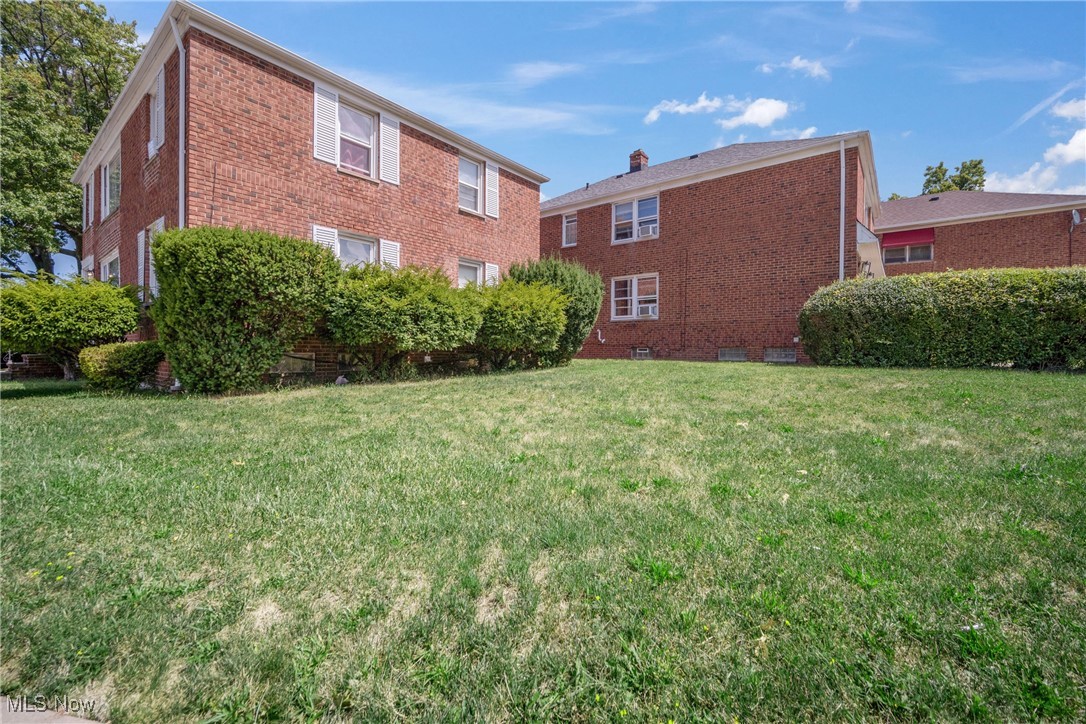2307 Noble Road Cleveland, OH 44121 - Photo 25 of 29 View of yard