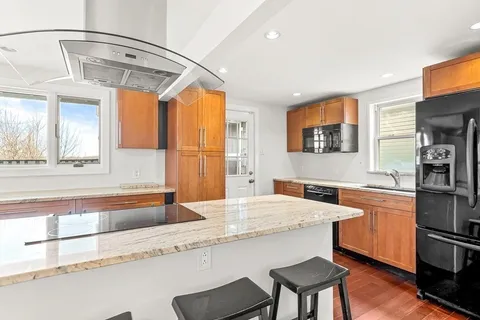 $950,000 | 61 East Albion Street, Somerville, MA 02145