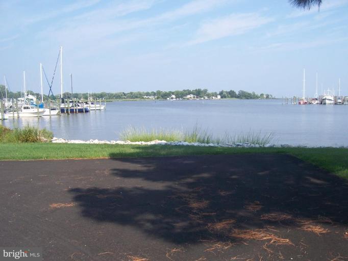 329 Highview Road Tracys Landing, MD 20779 - Photo 22 of 30 Unique #2