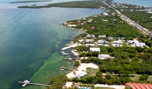 $4,975,000 | 75750 Overseas Highway, Islamorada, FL 33036