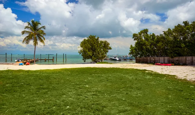 $4,975,000 | 75750 Overseas Highway, Islamorada, FL 33036