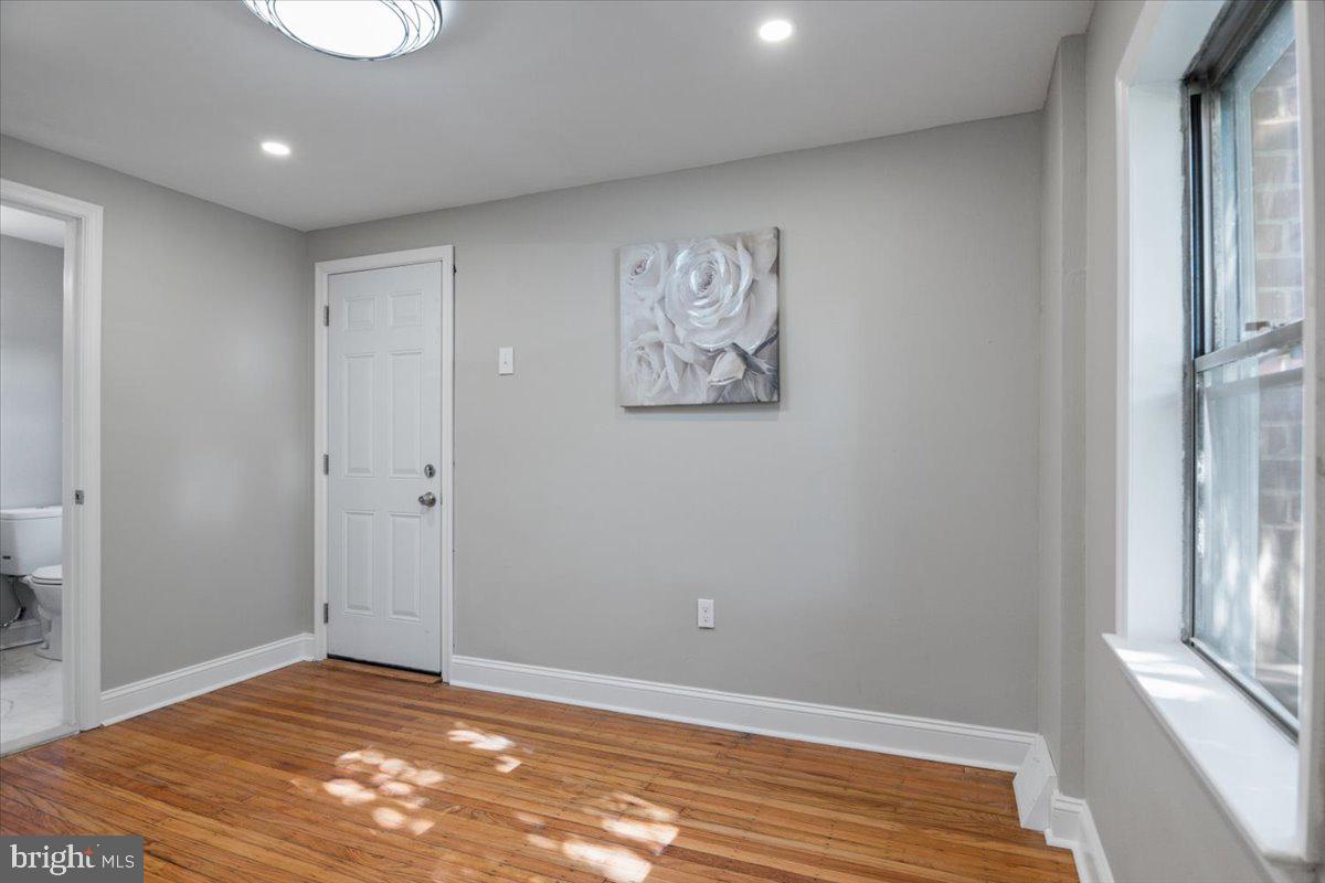 107 Lyster Road Oreland, PA 19075 - Photo 13 of 23