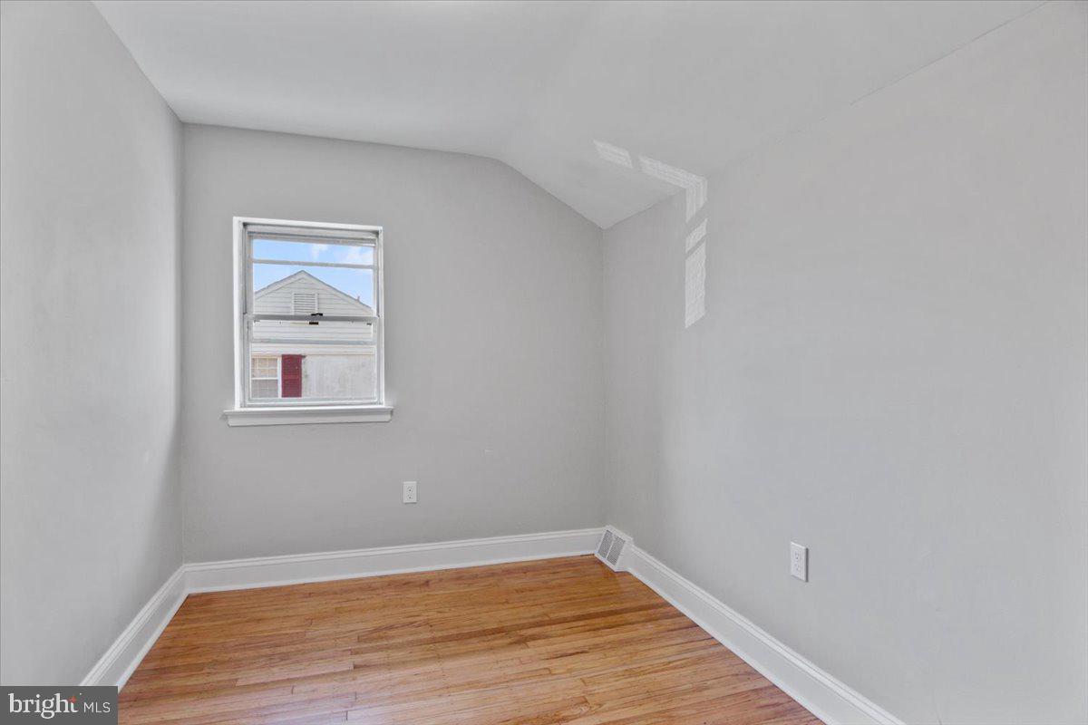 107 Lyster Road Oreland, PA 19075 - Photo 17 of 23