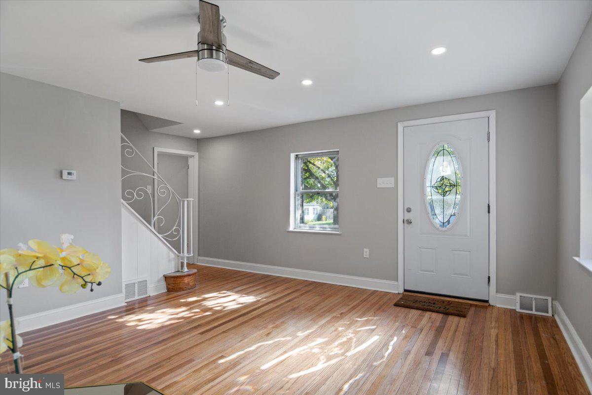 107 Lyster Road Oreland, PA 19075 - Photo 6 of 23