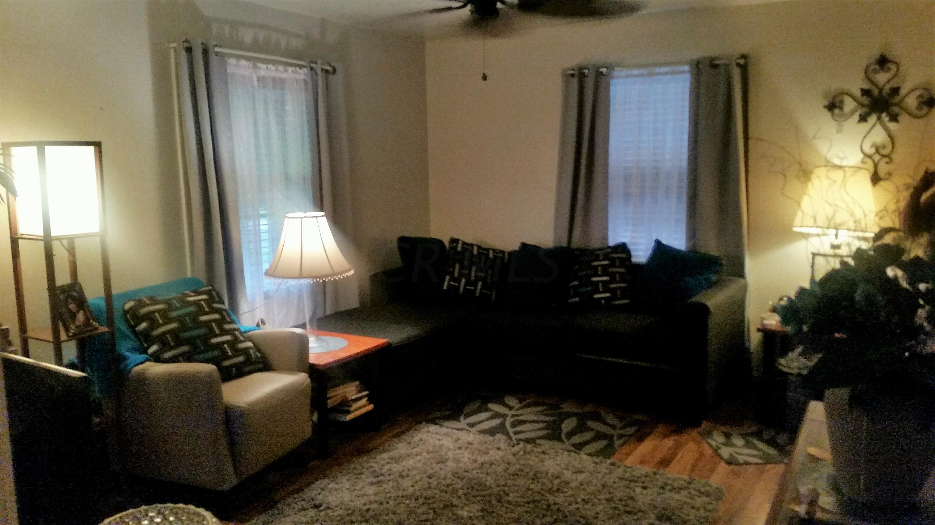 2658 Howey Road Columbus, OH 43211 - Photo 4 of 11