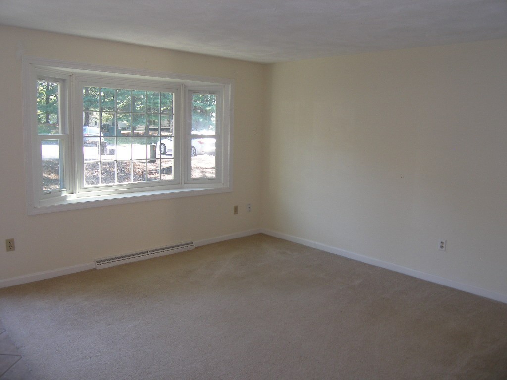 2 Apple Ridge Road, Unit 3 Maynard, MA 01754 - Photo 3 of 26 Gallery Image 3
