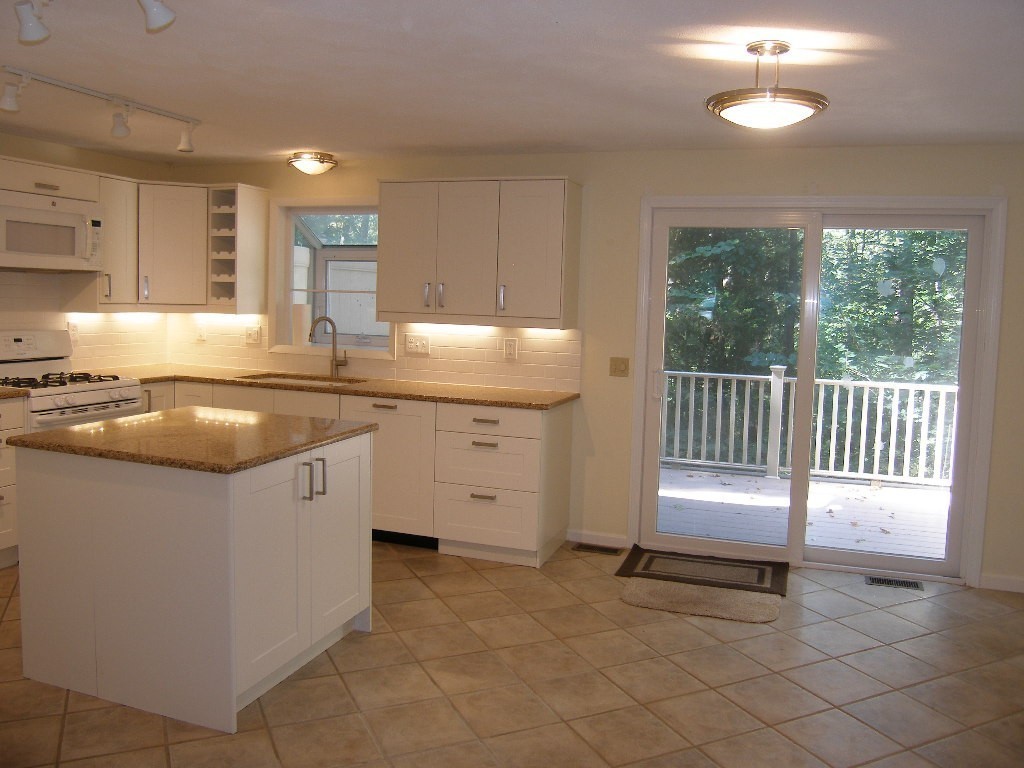 2 Apple Ridge Road, Unit 3 Maynard, MA 01754 - Photo 6 of 26 Gallery Image 6