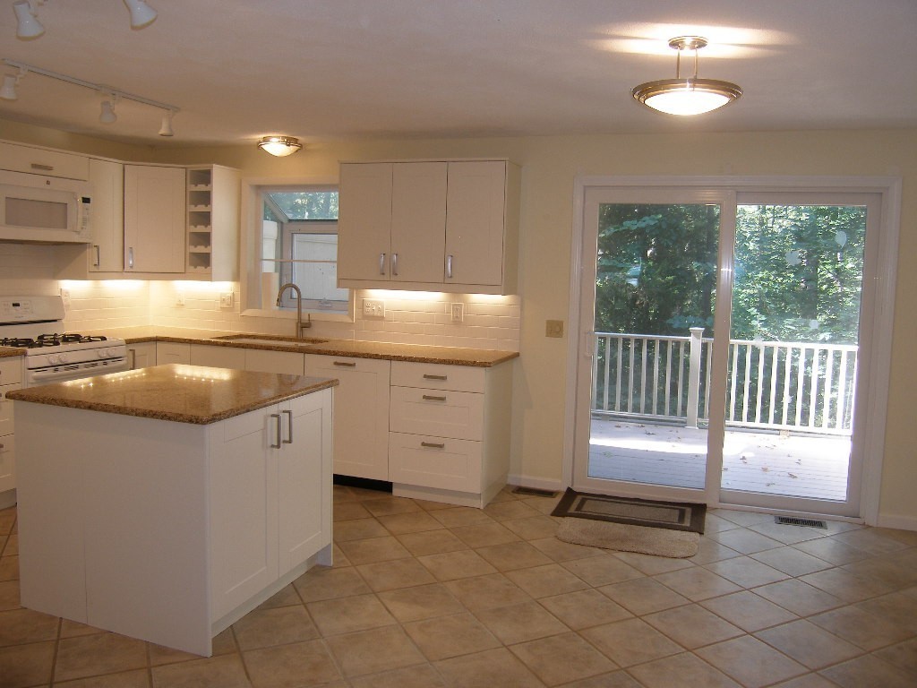 2 Apple Ridge Road, Unit 3 Maynard, MA 01754 - Photo 9 of 26 Gallery Image 9