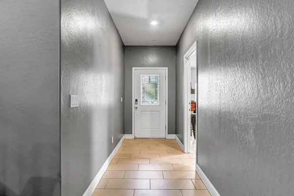 $480,000 | 2425 North Divisadero Street, Visalia, CA 93291