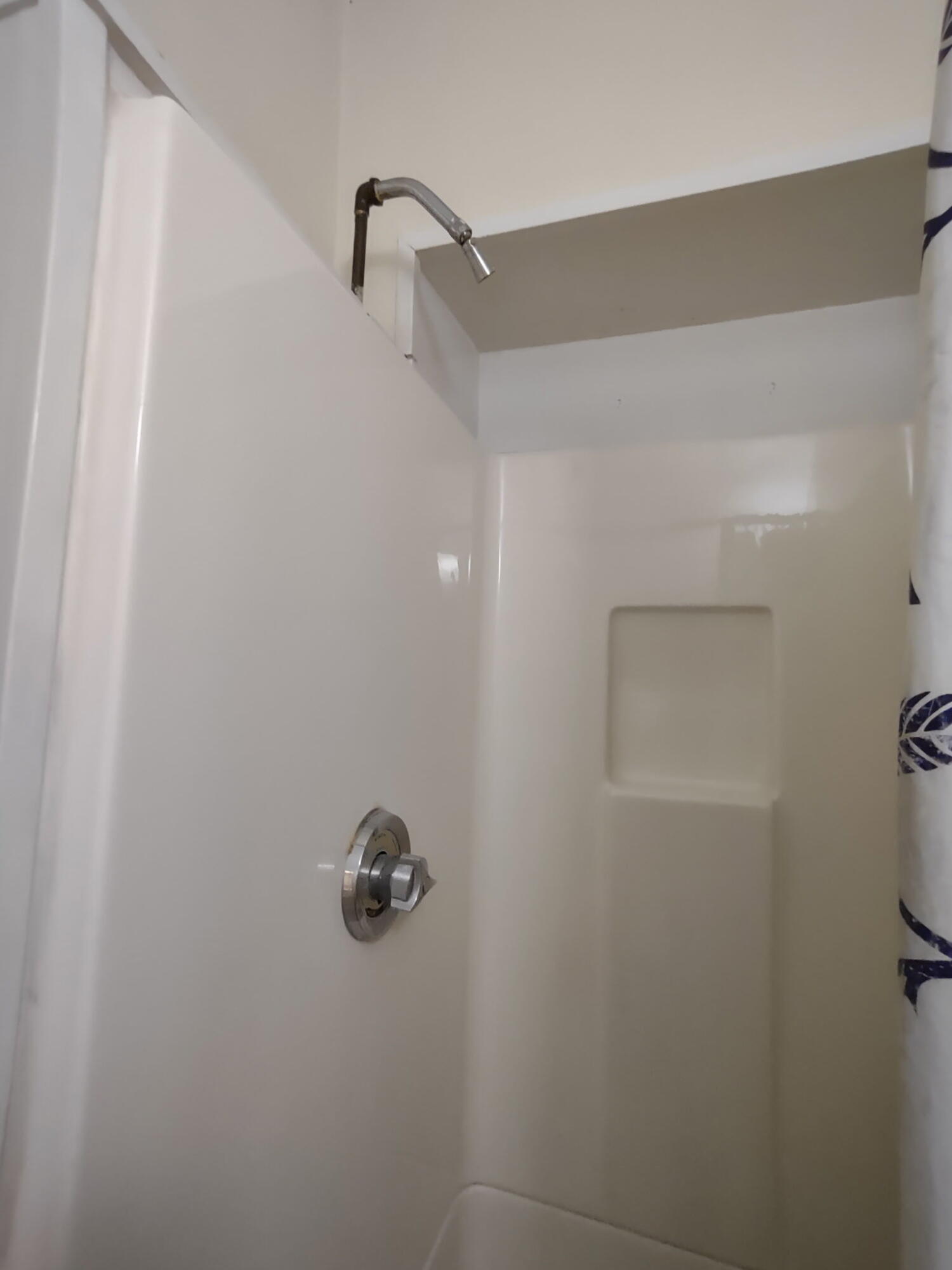 92 Pine Street Lewiston, ME 04240 - Photo 14 of 16 IMG_20251008_133751 (5)