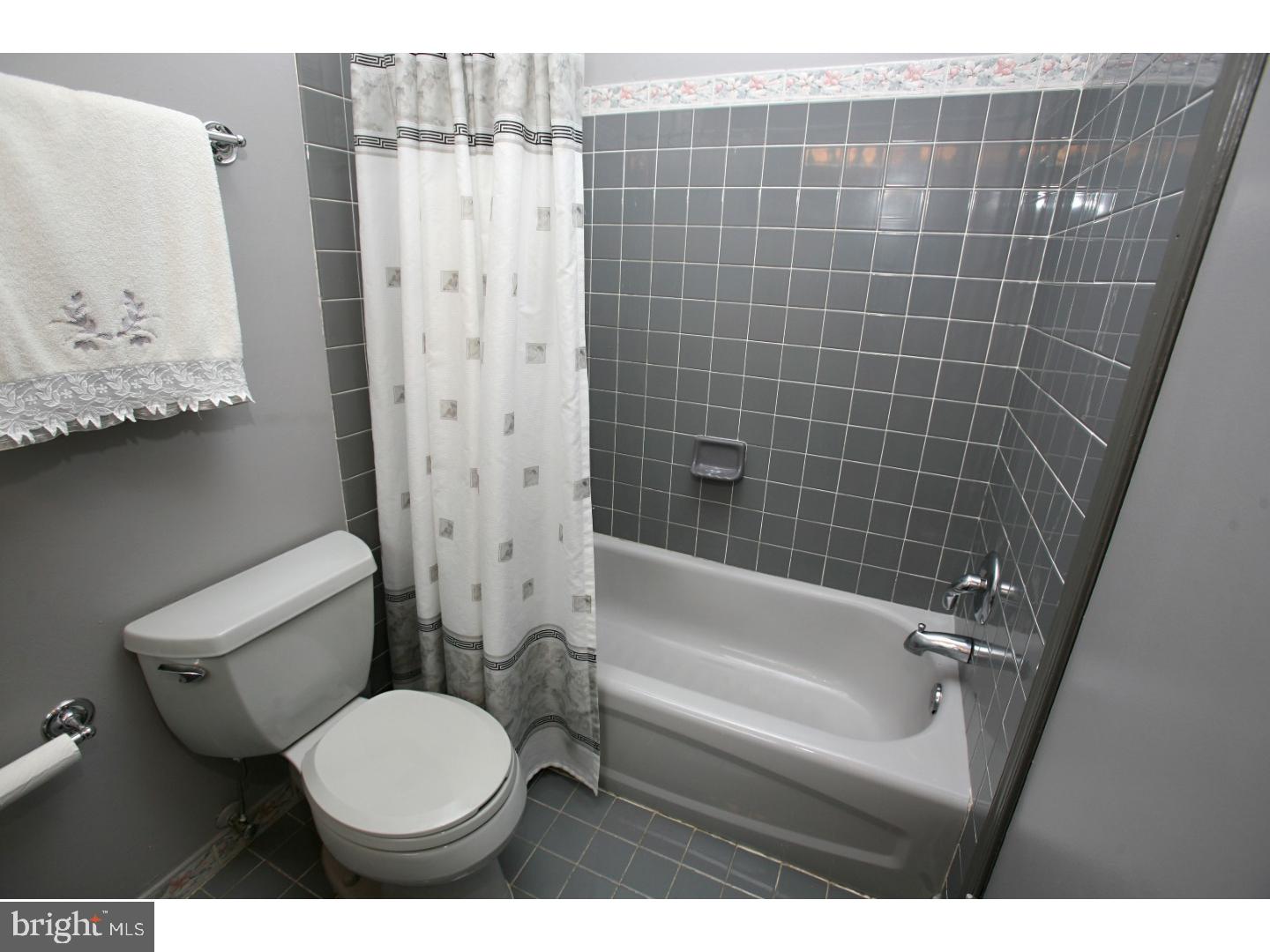 20 Hartford Road Sewell, NJ 08080 - Photo 15 of 25