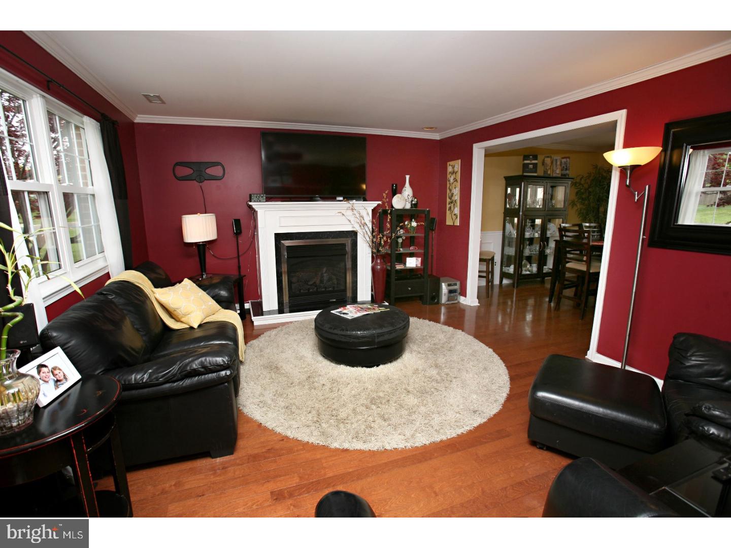 20 Hartford Road Sewell, NJ 08080 - Photo 3 of 25