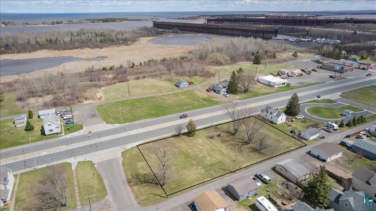 2706 East 2nd Street Superior, WI 54880 - Photo 2 of 6